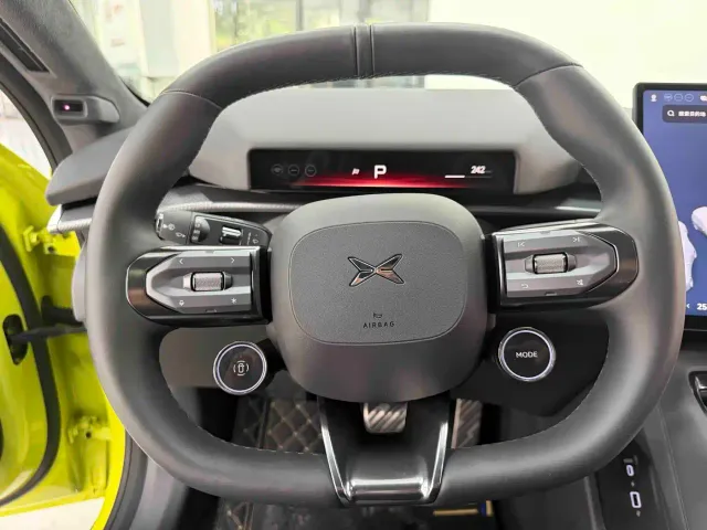 Xpeng P7 — Фото автомобиля 7