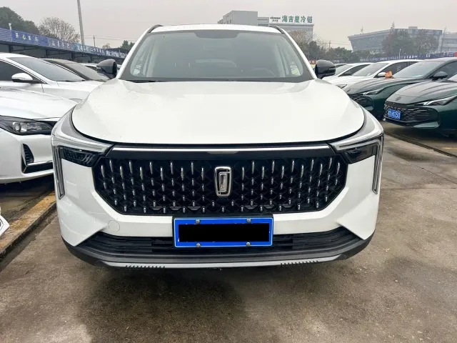 Bestune T55 — Фото автомобиля 2