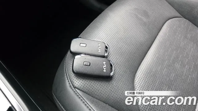 Kia Niro The All New — Фото автомобиля 28