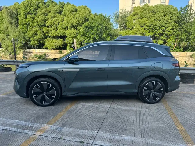 BYD Tang L — Фото автомобиля 3