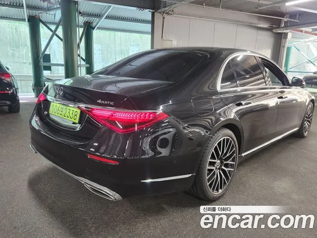 Mercedes-Benz S-Class — Фото автомобиля 2