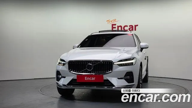 Вольво XC60 — Фото автомобиля 3