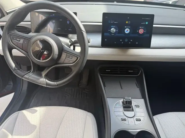 BYD Seal 05 DM-i — Фото автомобиля 11