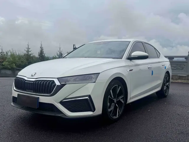 Фотография автомобиля — Skoda Octavia