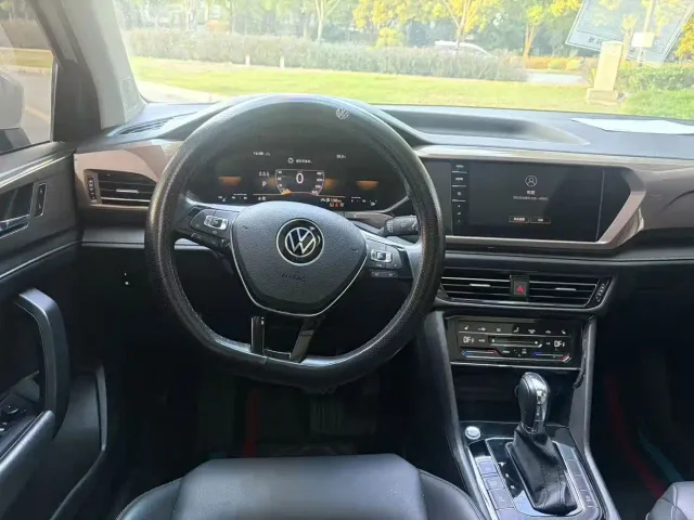 Volkswagen Tharu — Фото автомобиля 8