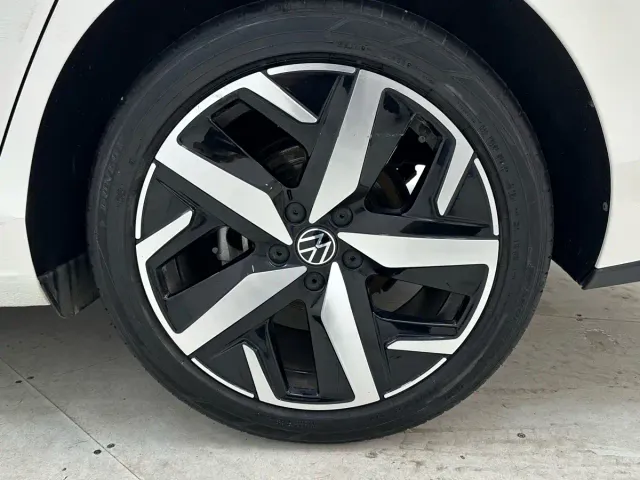 Volkswagen Lamando — Фото автомобиля 18