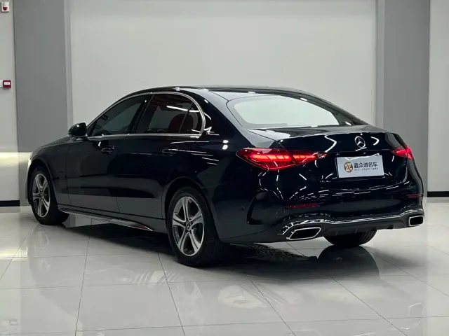 Mercedes-Benz C-Class — Фото автомобиля 18