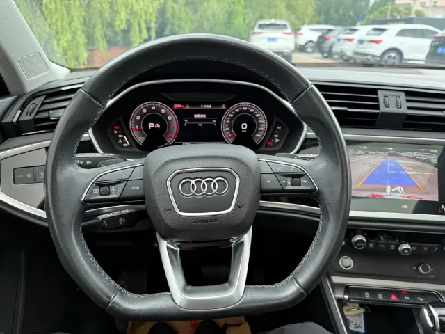 Audi Q3 — Фото автомобиля 19
