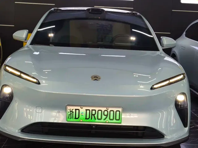 Nio ET5 Touring — Фото автомобиля 2