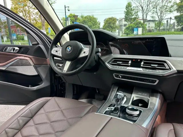BMW X5 — Фото автомобиля 15