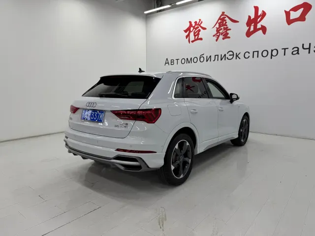 Audi Q3 — Фото автомобиля 4