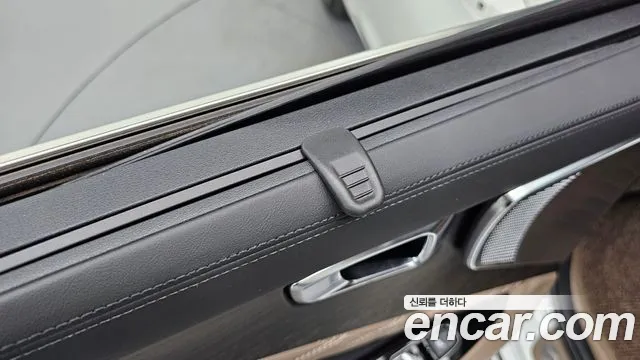 Kia K8 K8 Hybrid — Фото автомобиля 30