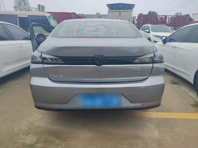 Peugeot 408 — Фото автомобиля 5