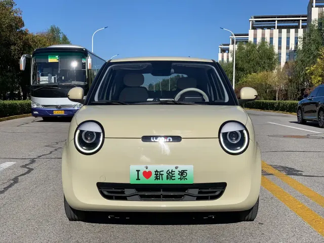 Changan Lumin — Фото автомобиля 2