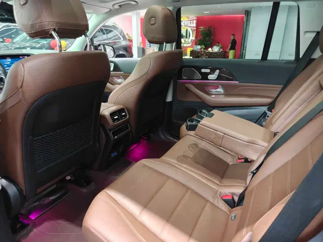 Mercedes-Benz GLS-Class — Фото автомобиля 11