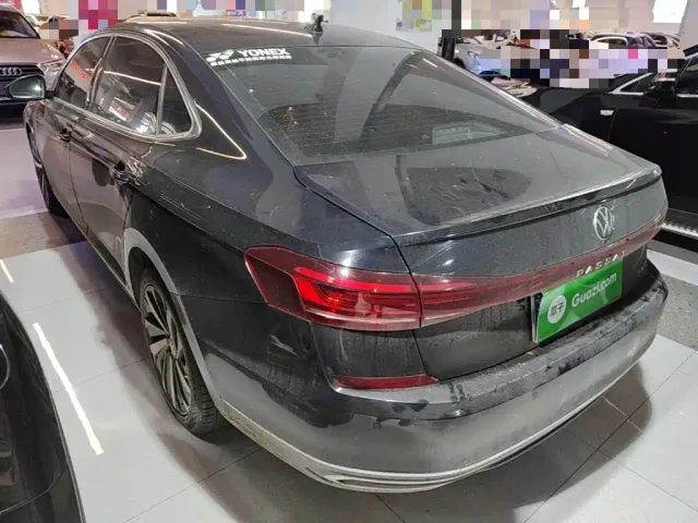 Volkswagen Passat — Фото автомобиля 4