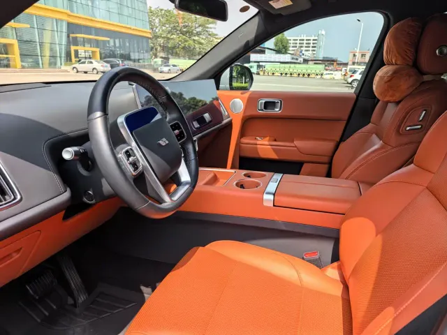 Li Auto L7 — Фото автомобиля 7