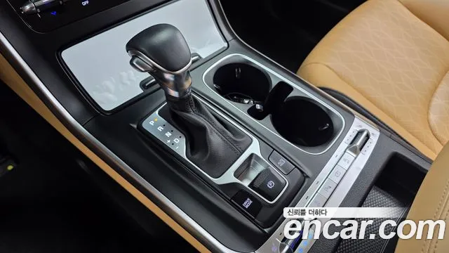 Kia Canival Carnival 4 поколение Дизель 11 мест Prestige — Фото автомобиля 9