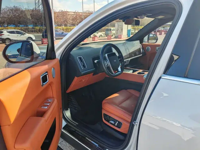 Li Auto L7 — Фото автомобиля 7