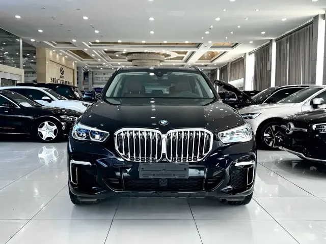 BMW X5 — Фото автомобиля 3