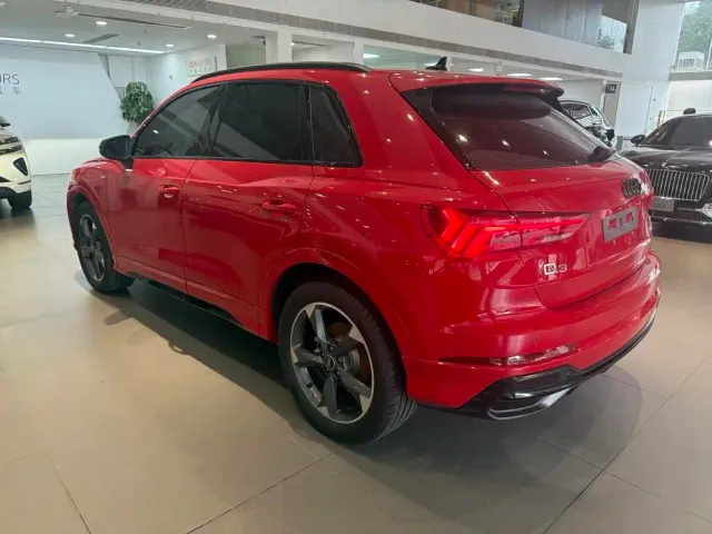 Audi Q3 — Фото автомобиля 6