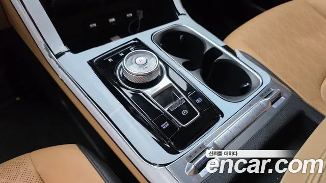 Kia Carnival Generation 4 — Фото автомобиля 9