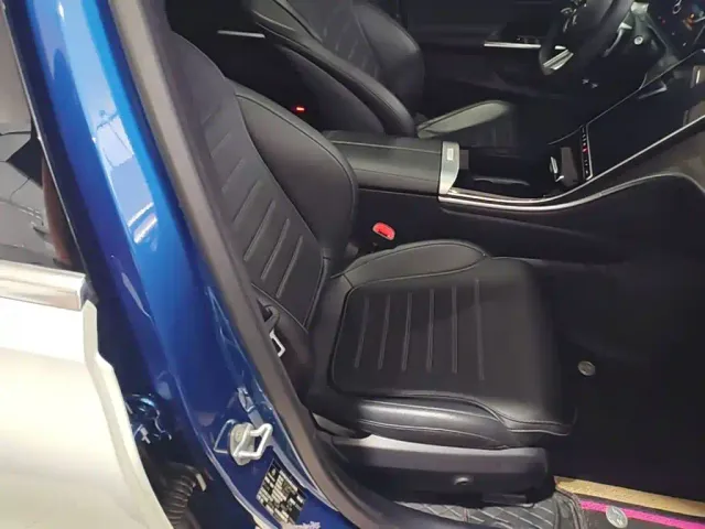 Mercedes-Benz C-Class — Фото автомобиля 24
