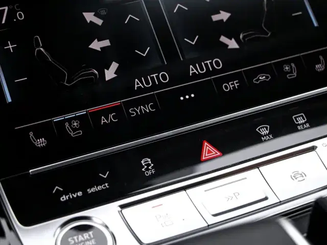 Audi A8 — Фото автомобиля 9
