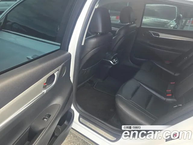 Hyundai Grandeur Grandeur (New) — Фото автомобиля 10