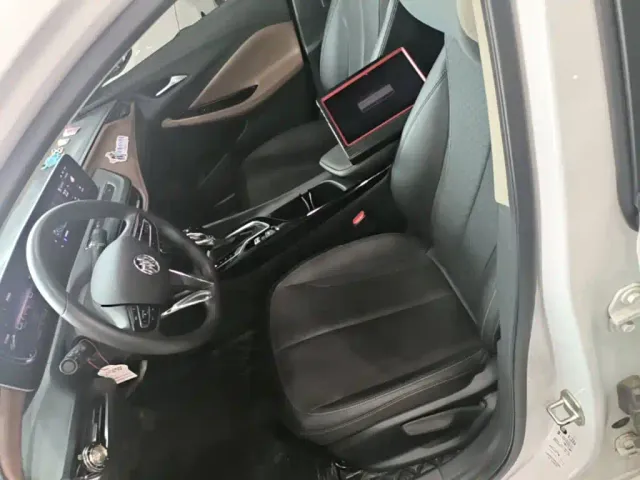 Buick Verano — Фото автомобиля 14