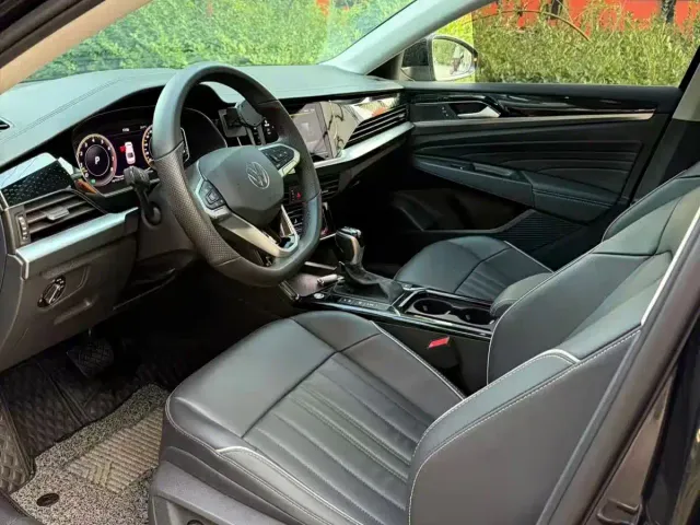 Volkswagen Passat — Фото автомобиля 6