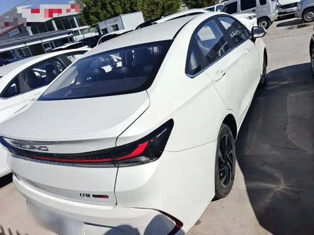 BAIC Beijing U5 PLUS — Фото автомобиля 5