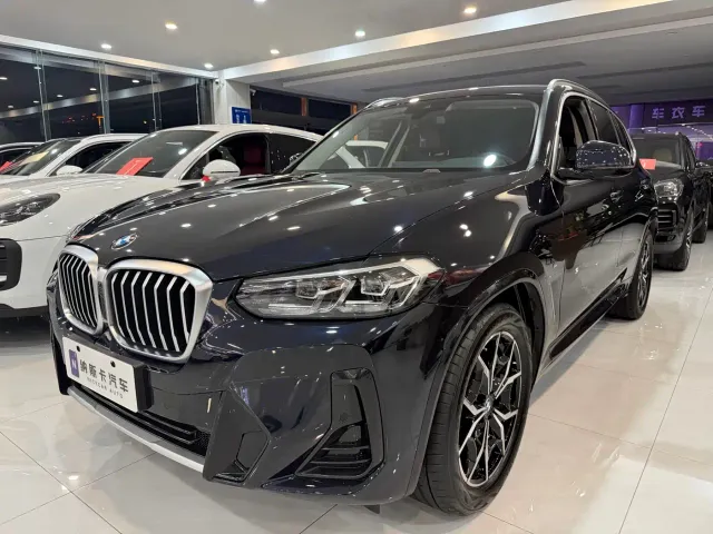 Фотография автомобиля — BMW X3