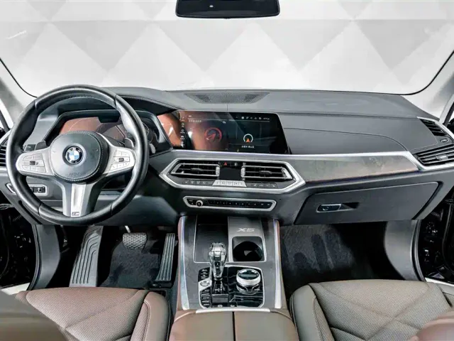BMW X5 — Фото автомобиля 13