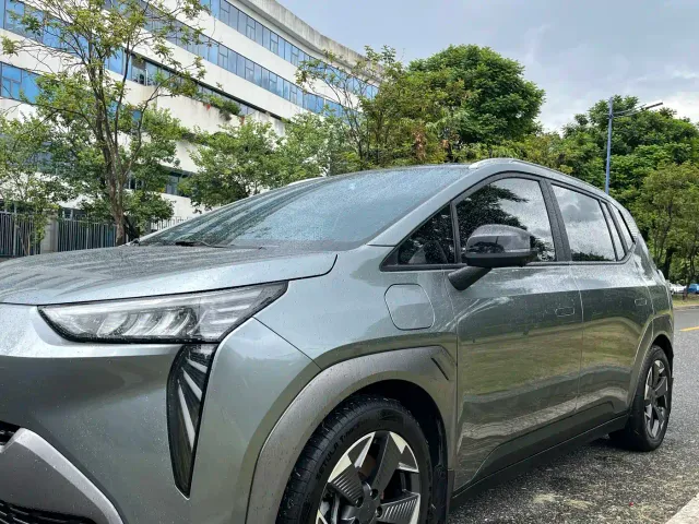 GAC Aion Y — Фото автомобиля 11