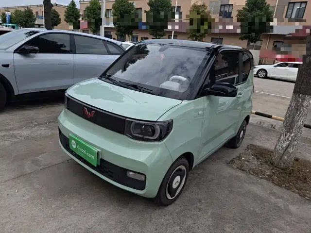 Фотография автомобиля — Wuling Hongguang Mini EV
