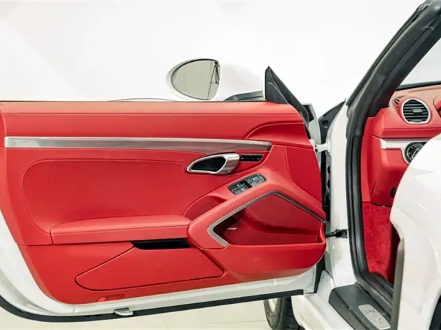 Porsche 718 — Фото автомобиля 18
