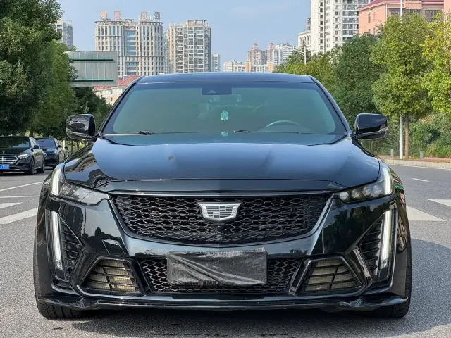 Cadillac CT5 — Фото автомобиля 2