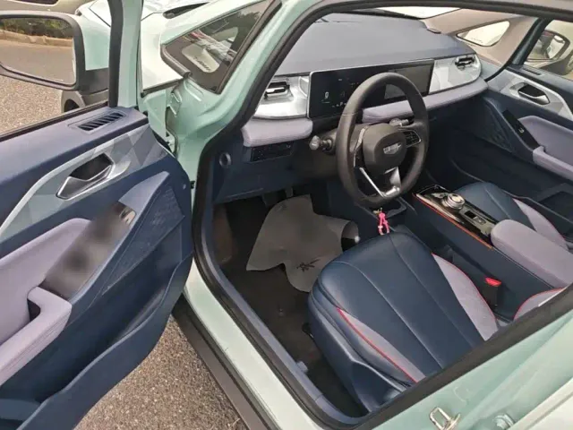 Geely Geometry E Firefly — Фото автомобиля 15