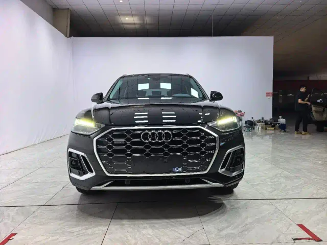 Audi Q5L — Фото автомобиля 2