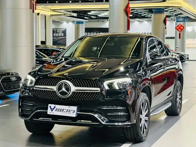 Фотография автомобиля — Mercedes-Benz GLE Coupe