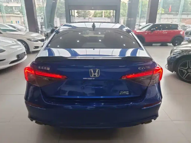 Honda Civic — Фото автомобиля 5