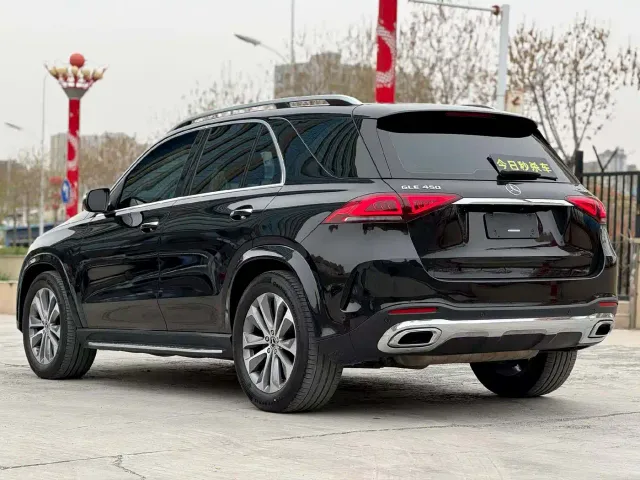 Mercedes-Benz GLE-Class — Фото автомобиля 7