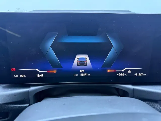 BMW i4 — Фото автомобиля 18