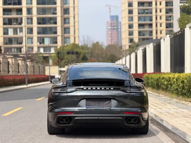 Porsche Panamera — Фото автомобиля 5