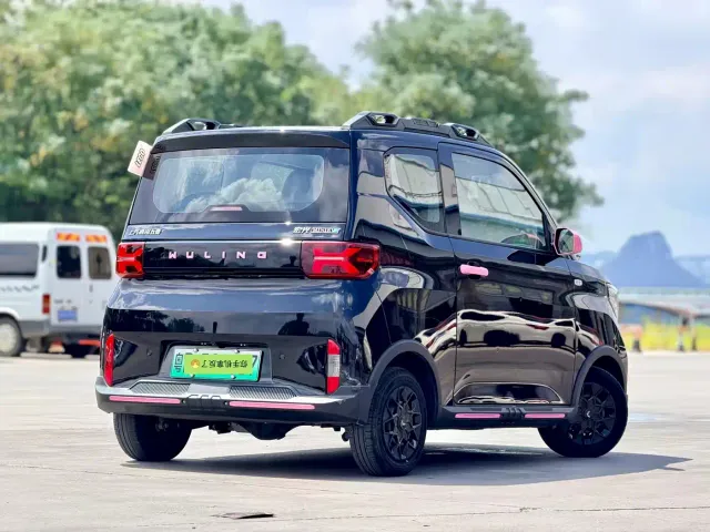 Wuling Hongguang Mini EV — Фото автомобиля 6