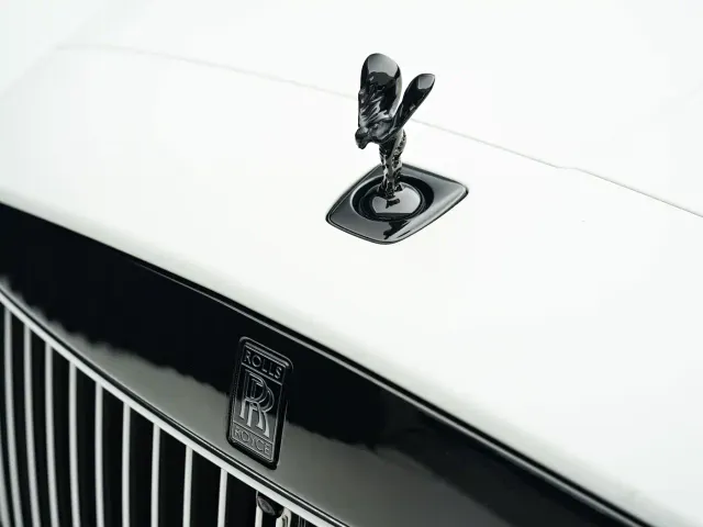 Rolls-Royce Cullinan — Фото автомобиля 8