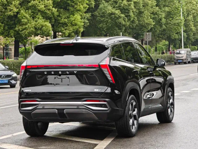 Geely Boyue L — Фото автомобиля 7