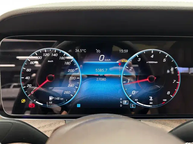 Mercedes-Benz E-Class — Фото автомобиля 14