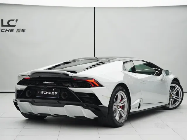 Lamborghini Huracan — Фото автомобиля 3